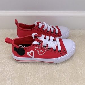 Minnie Mouse sneakers